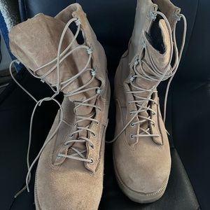 Belleville Waterproof combat boots leather made in USA